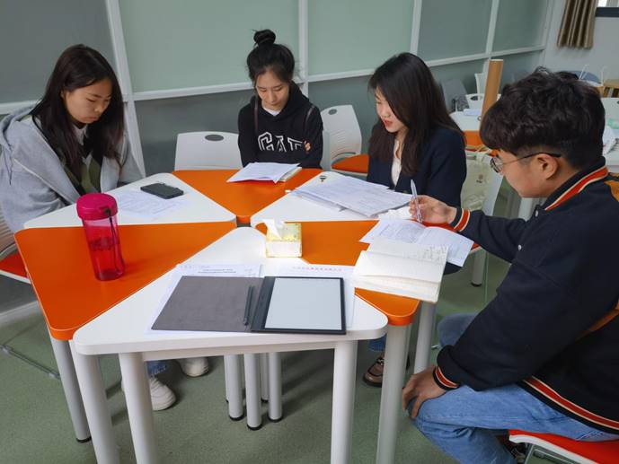 ˵:ca4a92b3894757aece25cf395f6a15d